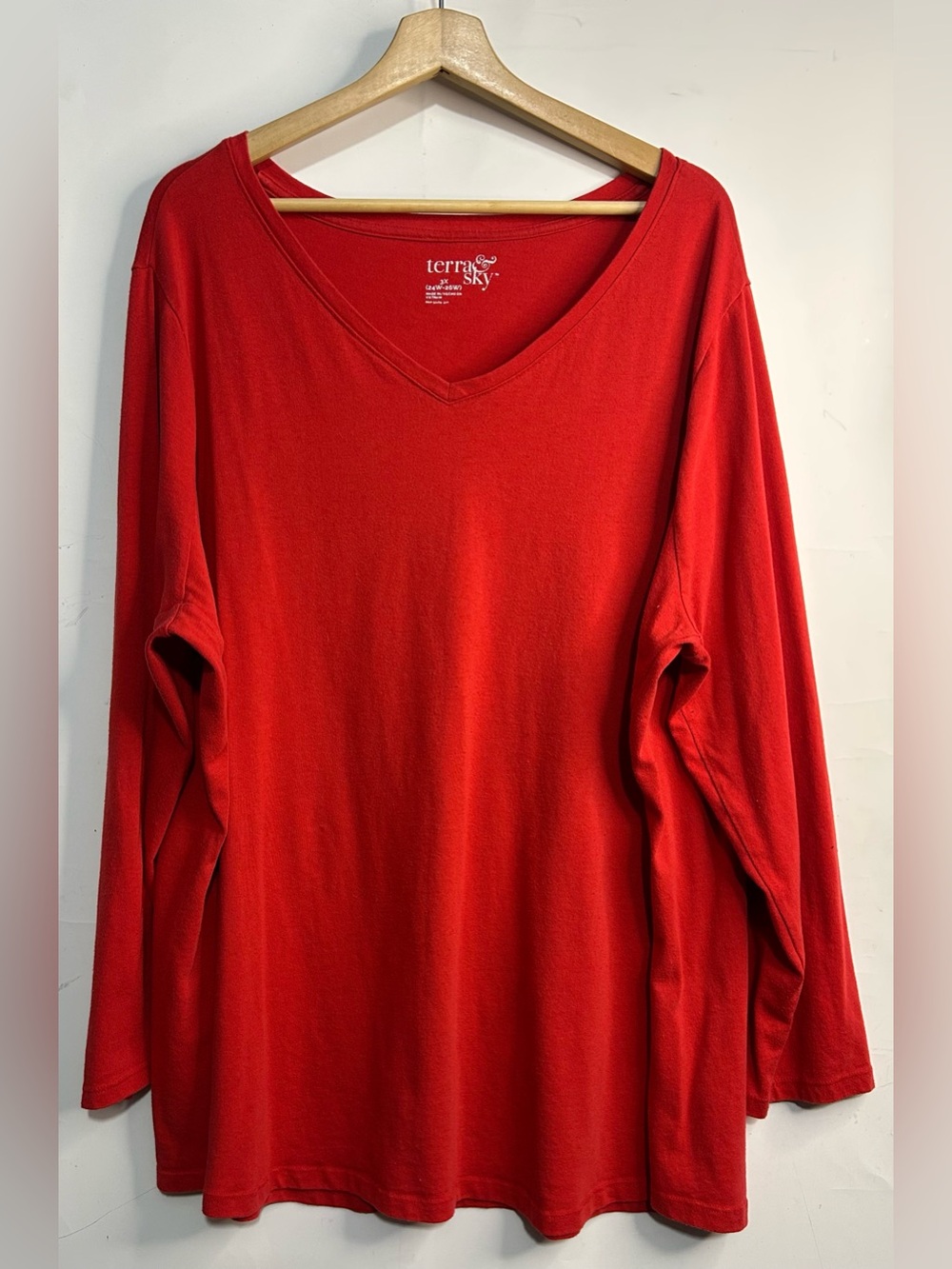 Terra & Sky Red Long Sleeve T-Shirt 3X (24W-26W)